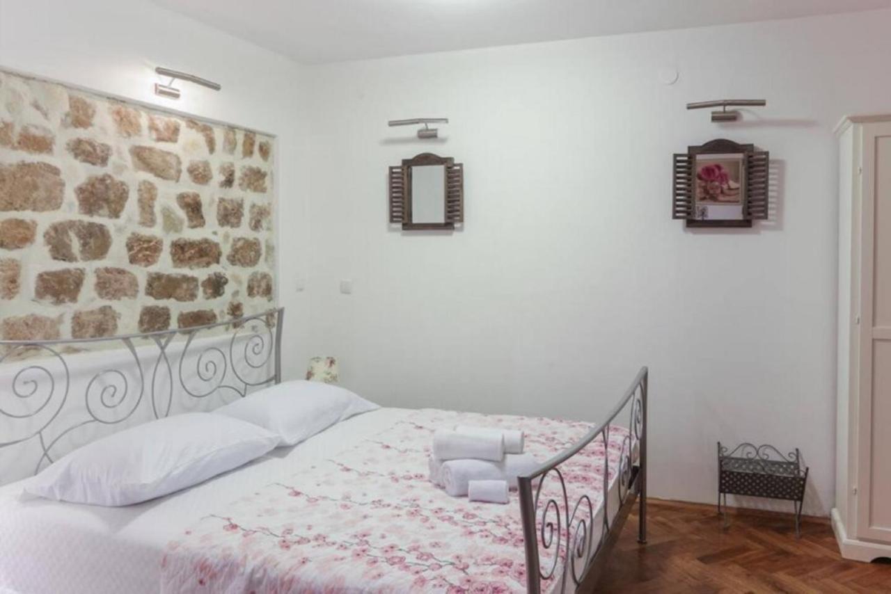 Figura Suites دوبروفينك المظهر الخارجي الصورة