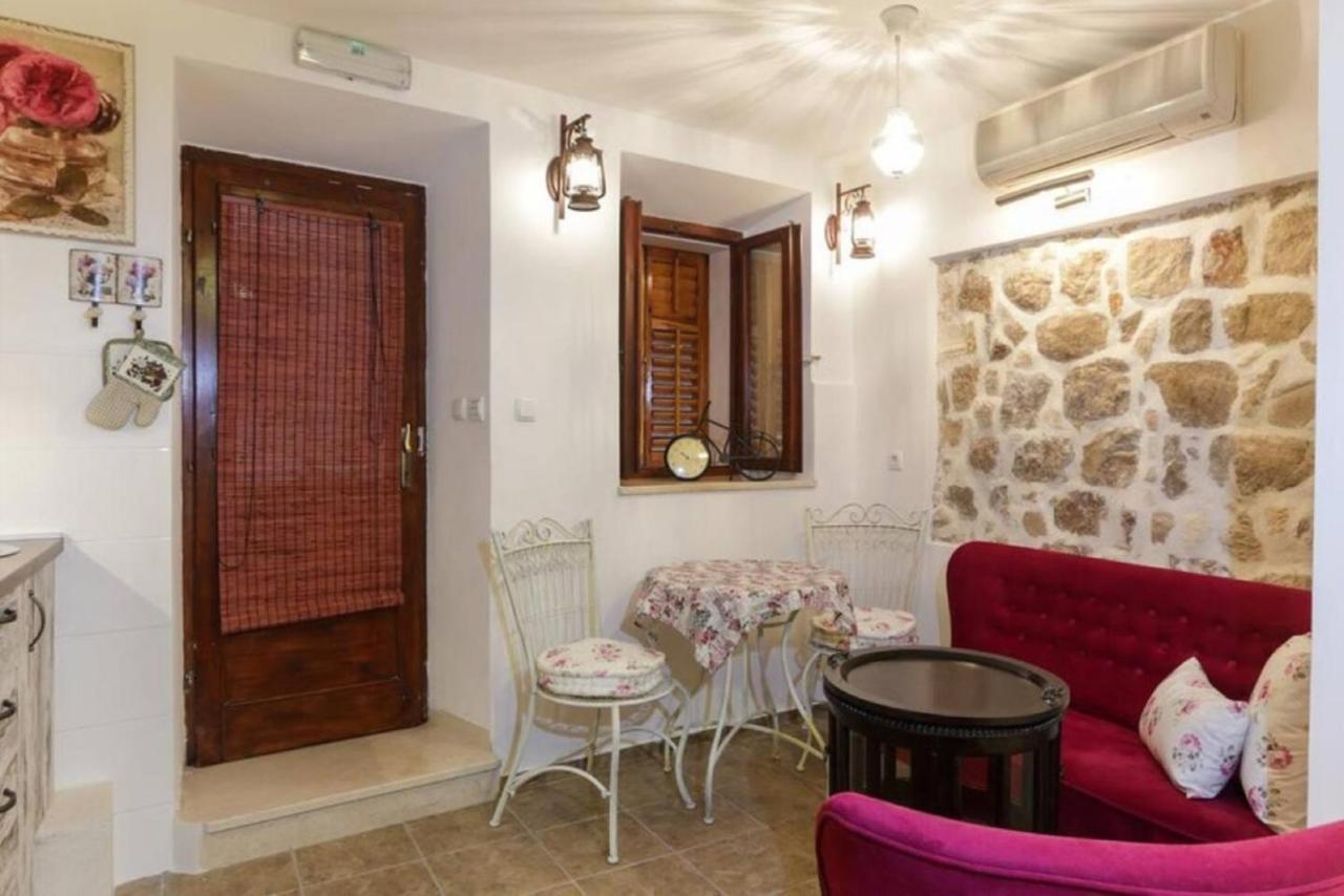 Figura Suites دوبروفينك المظهر الخارجي الصورة