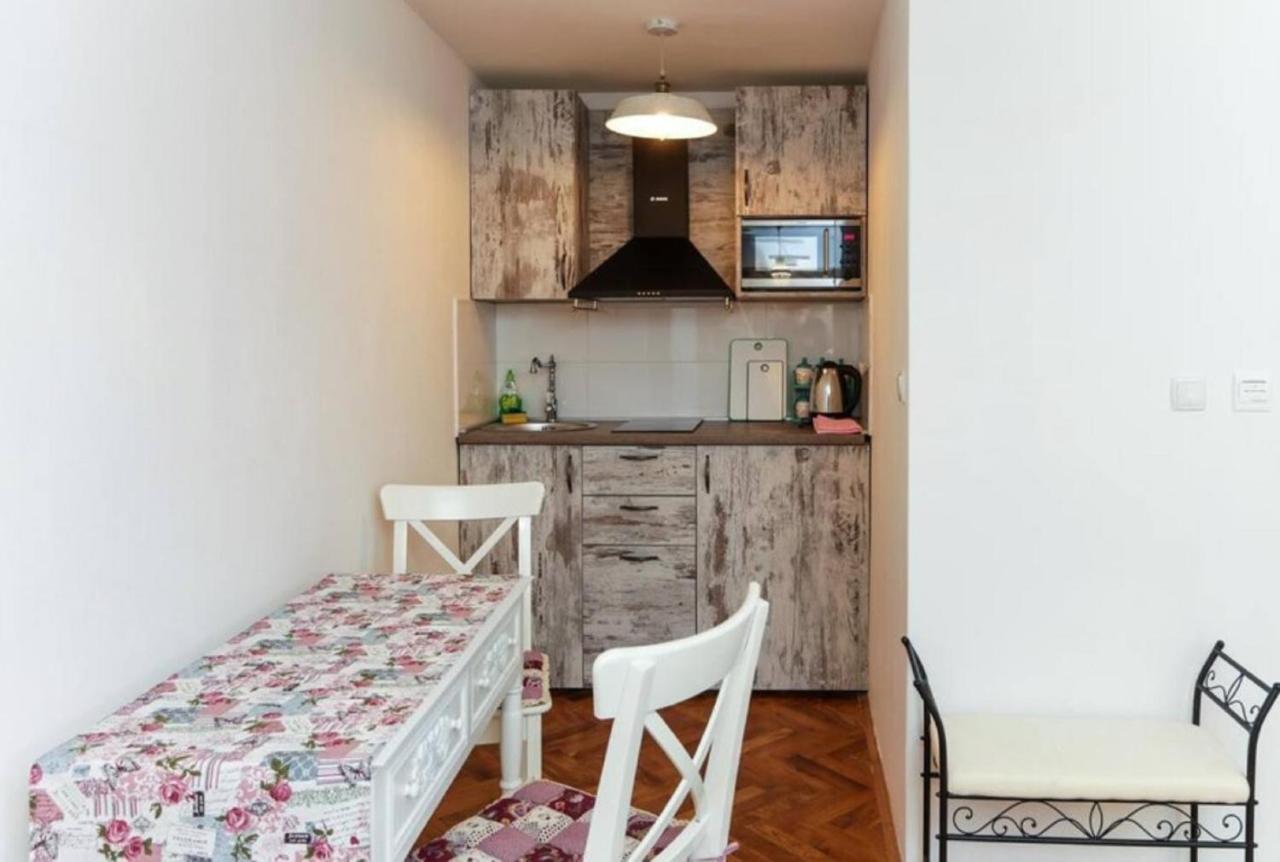 Figura Suites دوبروفينك المظهر الخارجي الصورة